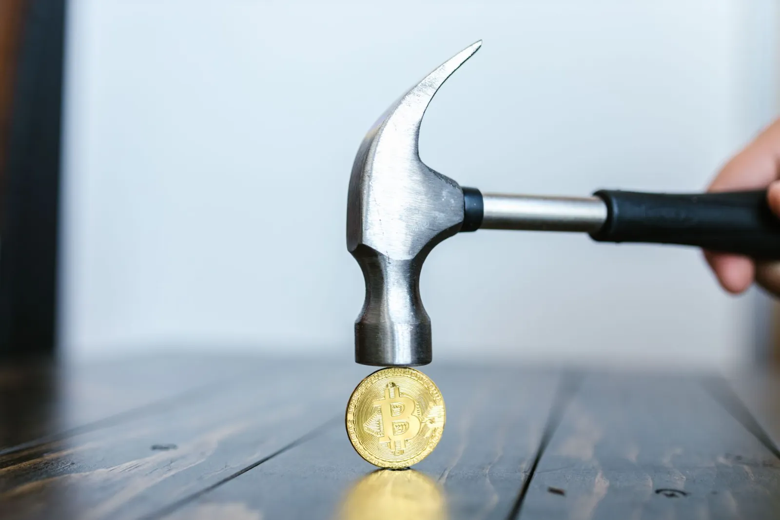 How To Bid On Competitor Keywords Without Wasting Money